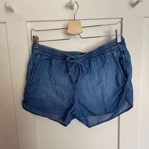 Gap shorts - chambray